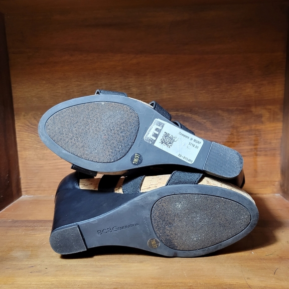 BCBGERATION Bevlea-X Wedge Heel 7 - Picture 7 of 7